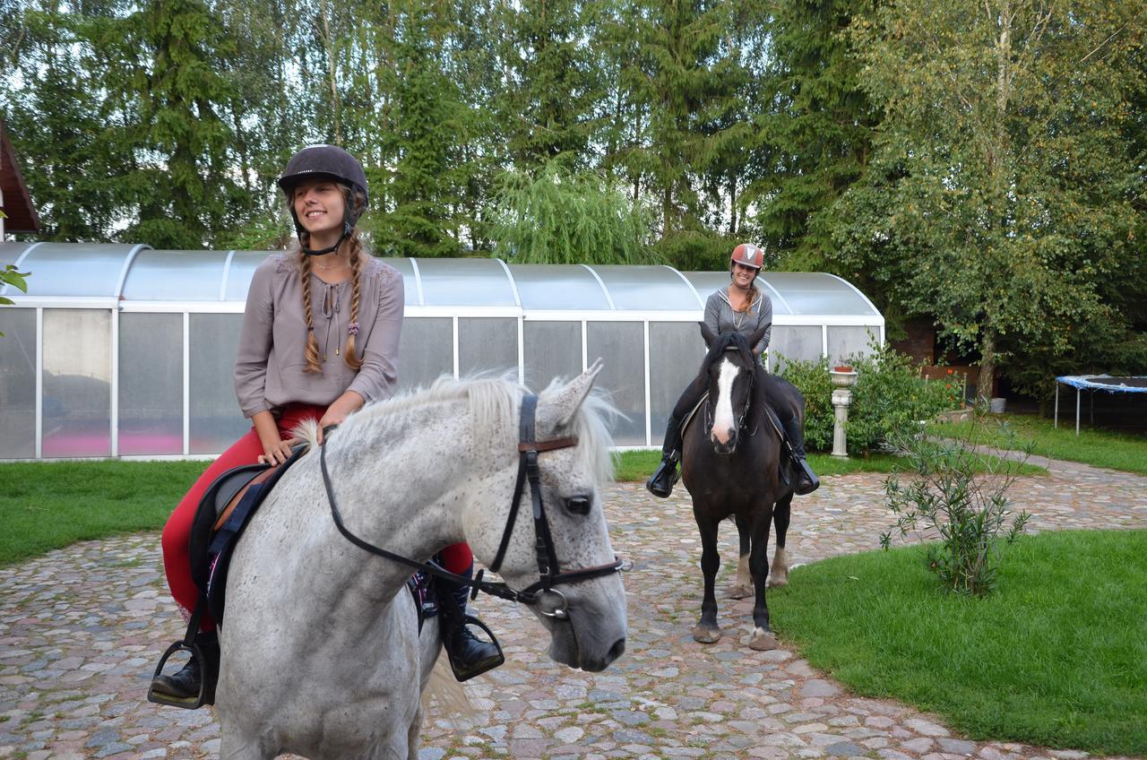 Dworek Mazurski Lizer Stręgielek Esterno foto